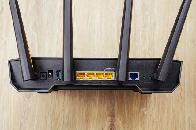 家庭网络WiFi6流畅体验折腾,愉快玩游戏:华硕TUF GAMING AX3000