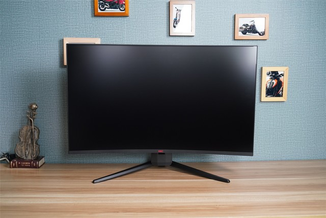 作为惠科出品的sg32c,显示尺寸为32寸,对大多数玩家和普通用户来说