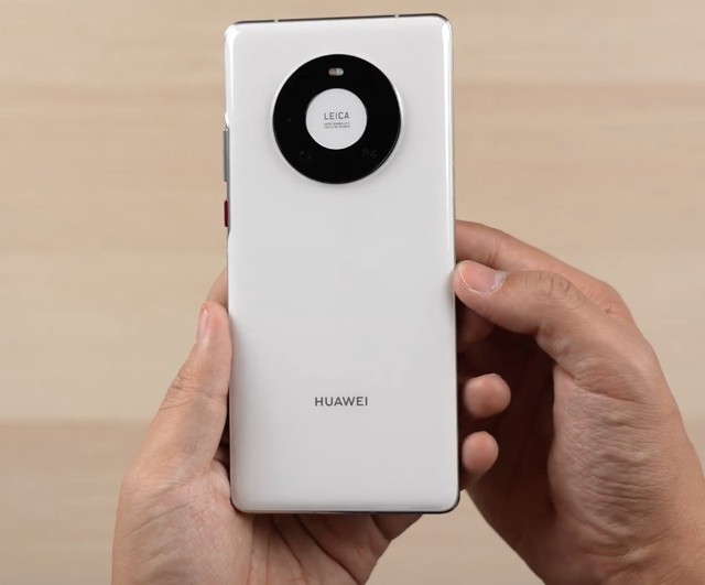 这次mate40 pro的这个白色,最耐看