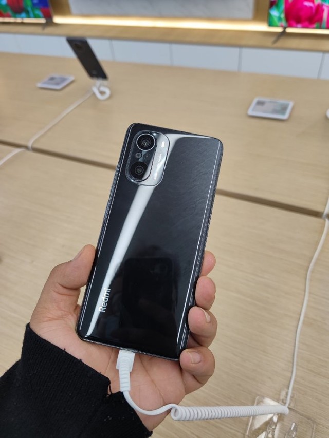 redmi k40真机上手图-中关村在线头条