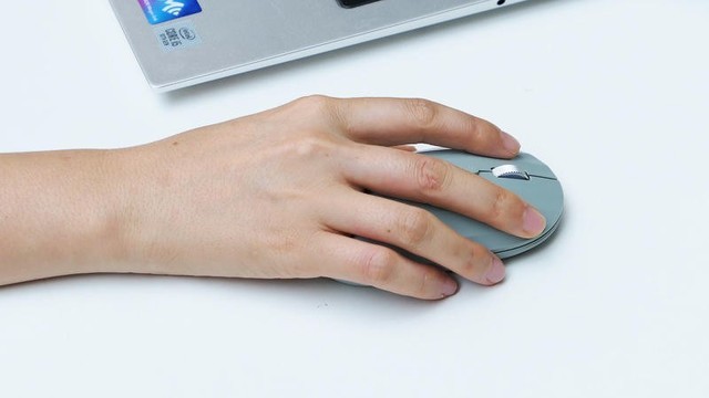 办公神器,释放双手快速输入—科大讯飞智能鼠标M110体验