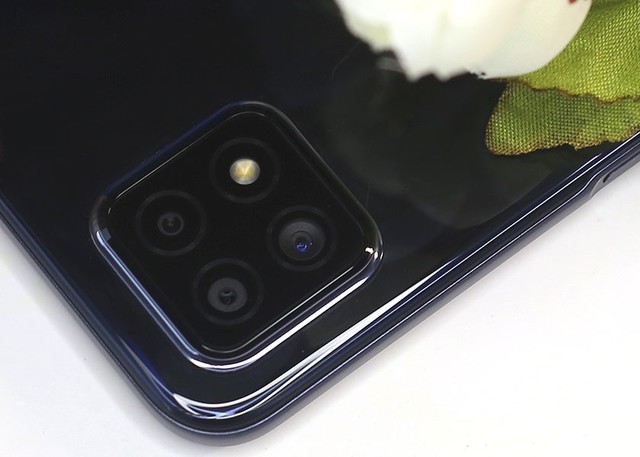 千元级5G手机耐看还有三摄?OPPO A72随拍体验