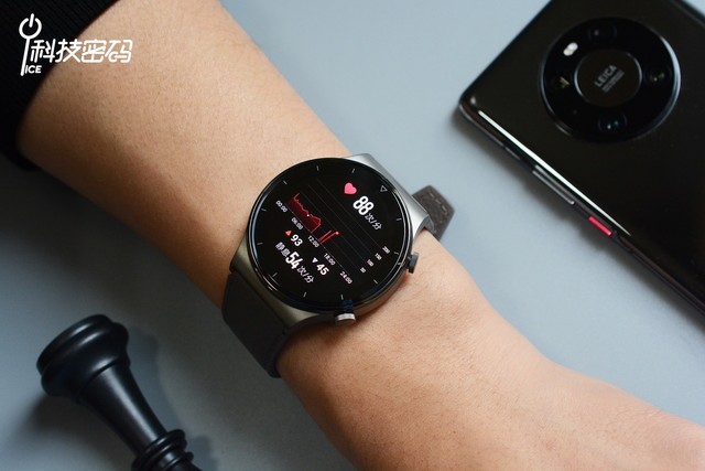 全面丰富的运动和健康监测 华为Watch GT2 Pro评测