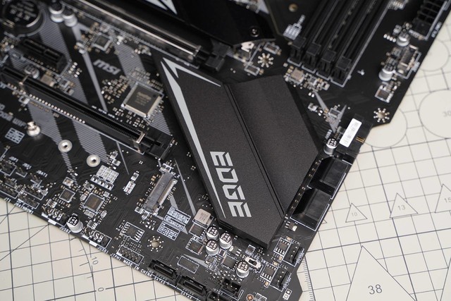 i5 10600kf大战r5 5600x