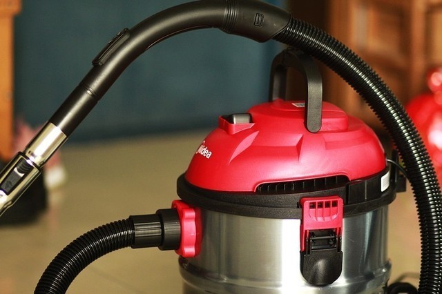 24000pa吸力,操作直径15米:美的t3吸尘器