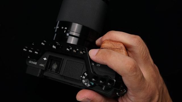 升级我的装备 - 斯莫格SmallRig相机兔笼索尼A6400