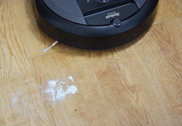 智能清洁能手,强大吸力+自动集尘,Roomba i7+扫地机器人体验