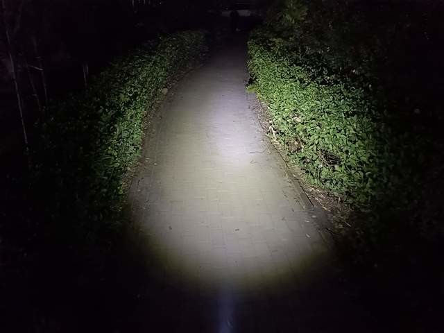 可防身照明的光棍纳丽德n15便携灯棍