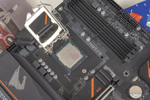 谁说小板不能打会把妹还能压制i710700