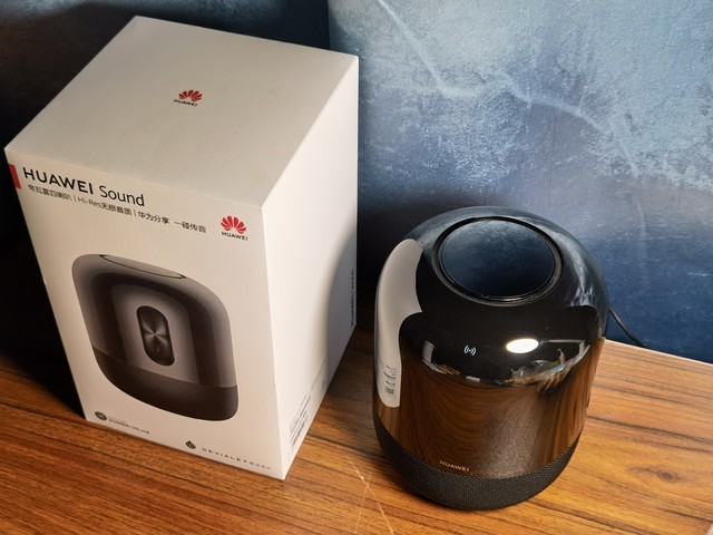 震撼低音,超值享受,就是华为sound