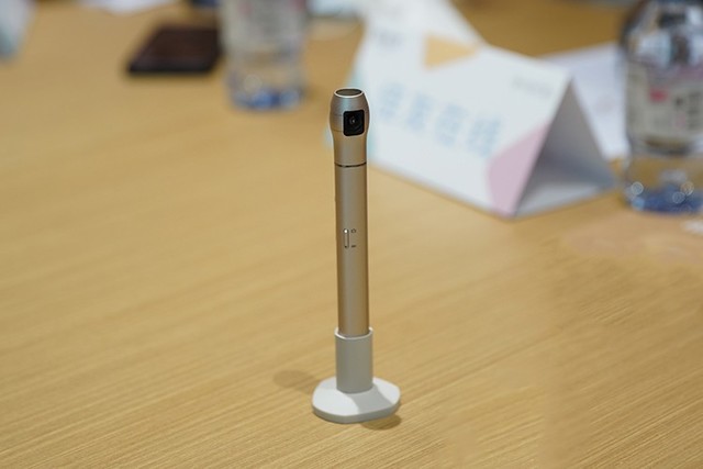 精致小巧易上手 怡可拍360°全景相机正式发布