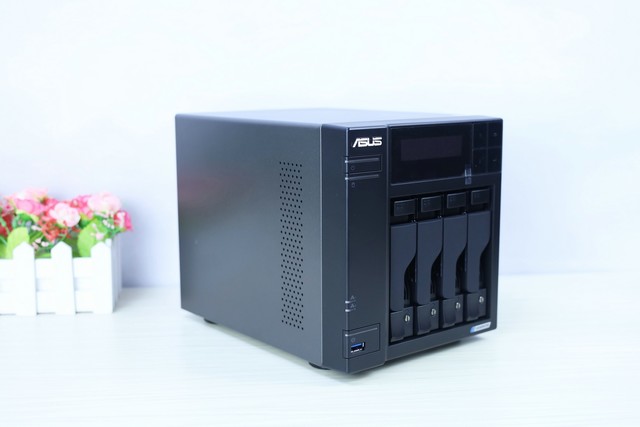 首发双M.2接口+双2.5G网口 华硕AS6604T使用体验