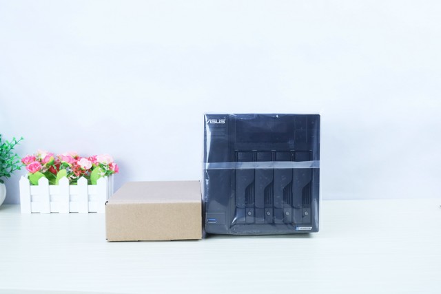首发双M.2接口+双2.5G网口 华硕AS6604T使用体验