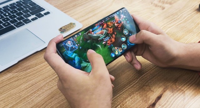 Find X3 Pro《王者荣耀》轻体验,流畅不卡只是及格线