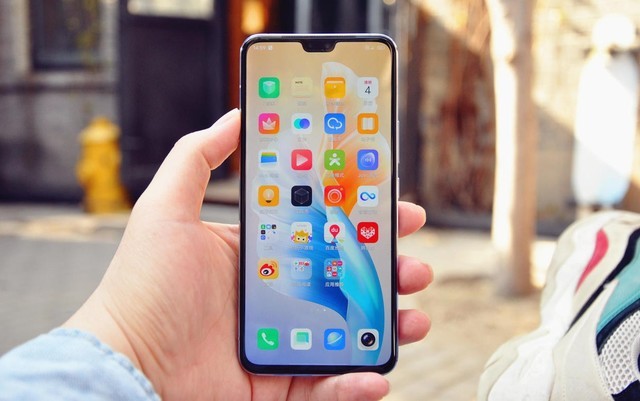 vivo S9测评:自拍性能全面升维,轻薄旗舰岂止于美