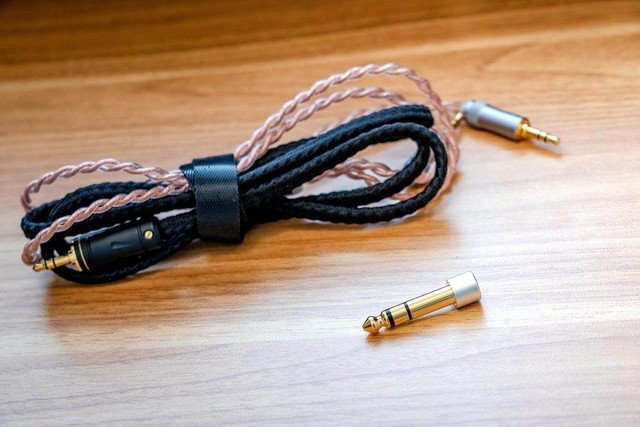 öħ֮Zeus˹ڹԼ۱HiFi