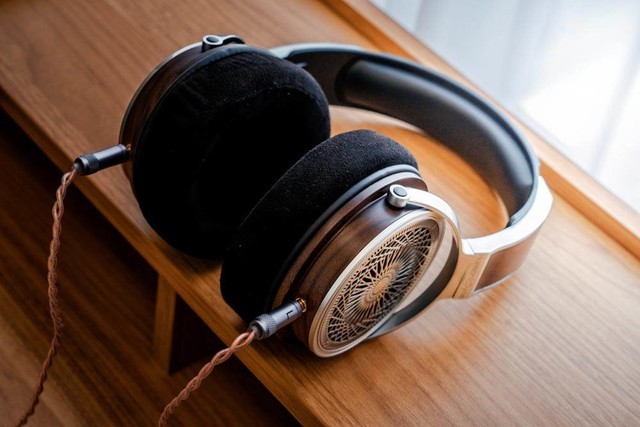 öħ֮Zeus˹ڹԼ۱HiFi