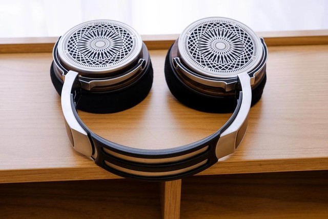 öħ֮Zeus˹ڹԼ۱HiFi