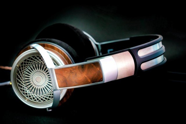 öħ֮Zeus˹ڹԼ۱HiFi