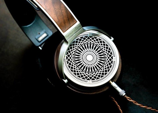 öħ֮Zeus˹ڹԼ۱HiFi