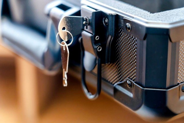 öħ֮Zeus˹ڹԼ۱HiFi