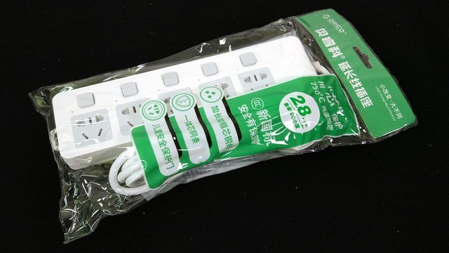 家用排插线长且自带分控开关设计——奥睿科NBI-5A排插简评