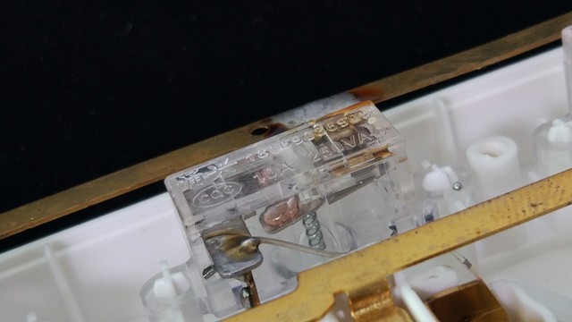 家用排插线长且自带分控开关设计——奥睿科NBI-5A排插简评