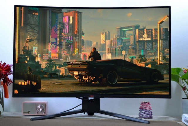 细腻显示,超高刷新,hkc sg32qc显示器,游戏工作都给力