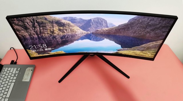 1500r 三星va2k屏,千元内c299q带鱼屏