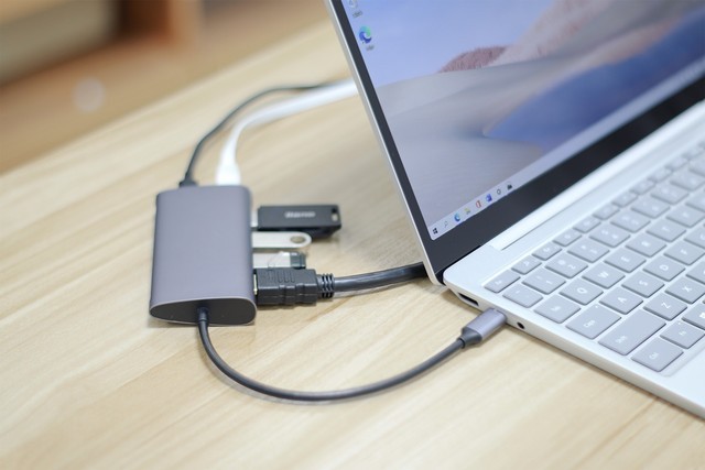 最便携的田牌轻薄本|Surface Laptop Go体验