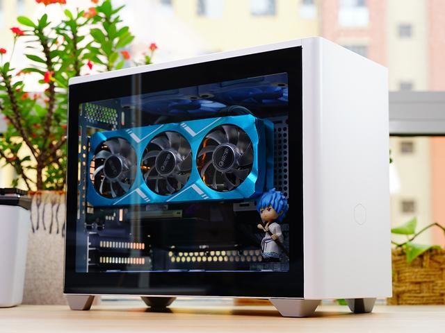 i5+B460+2060S攒ITX主机,蓝天白云般的配色,充满了夏天的气息
