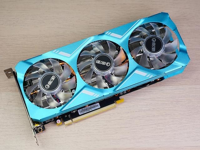 i5+B460+2060S攒ITX主机,蓝天白云般的配色,充满了夏天的气息