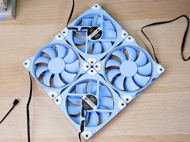 i5+B460+2060S攒ITX主机,蓝天白云般的配色,充满了夏天的气息