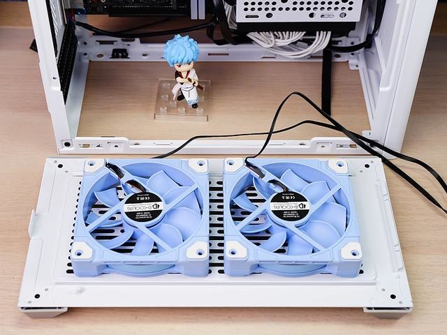 i5+B460+2060S攒ITX主机,蓝天白云般的配色,充满了夏天的气息