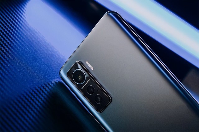 首页 手机 综合使用体验无短板?iqoo 5上手.