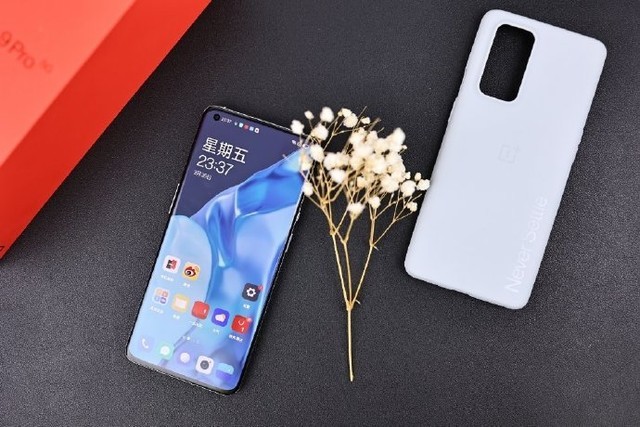 一加9pro闪银配色图赏