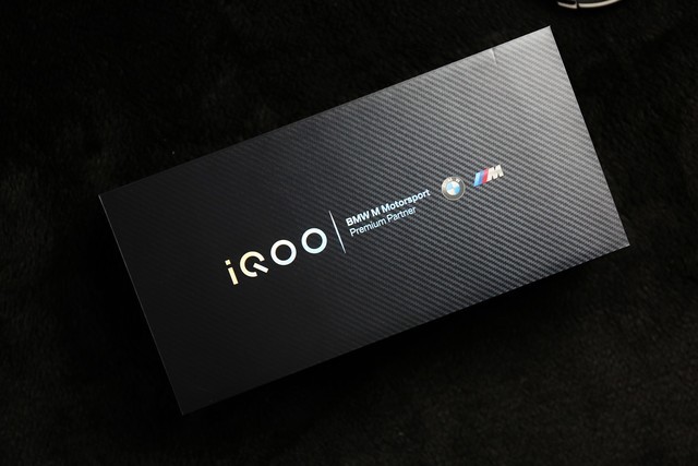 iQOO 5 Pro真机上手:120W充电比我预想的还要完美
