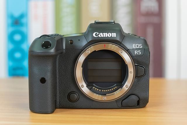 Ӱȫܵĸɻ EOS R5΢