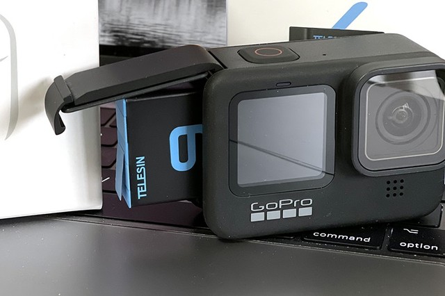 想爽玩GoPro9?试试泰迅AllinBox收纳式充电盒套装