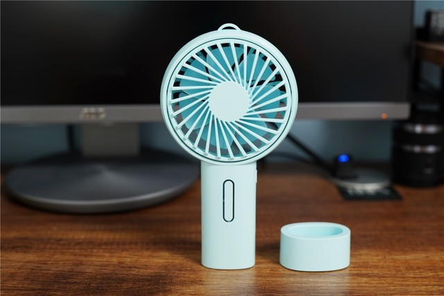 ORICO奥睿科手持小风扇随时随地清凉一夏