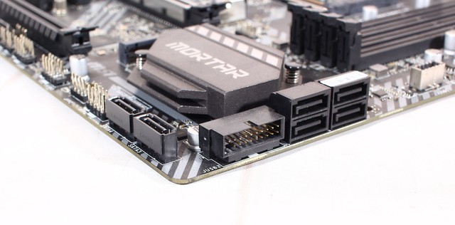 以大白的名义!11代酷睿i7和R7-5800X的决斗,没悬念