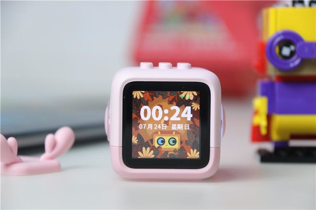 家长不用愁,启蒙教育就这么简单!小木百变悟空点读机器人体验