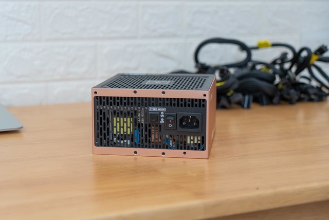 无聊拆了台安钛克1000w电源,6800xt无压力