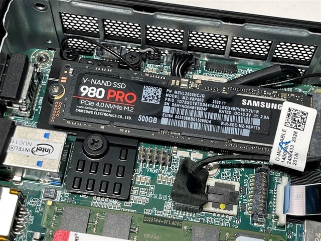 NUC11PAHi7ӢضIntelԱϿ