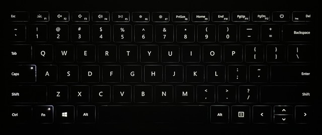 AMD 给微软的小灶真香:Surface Laptop 4 的深度评测