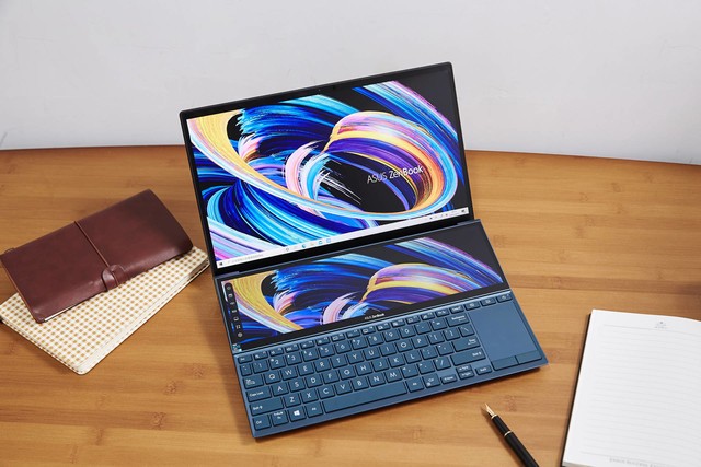 上手体验华硕灵耀x双屏