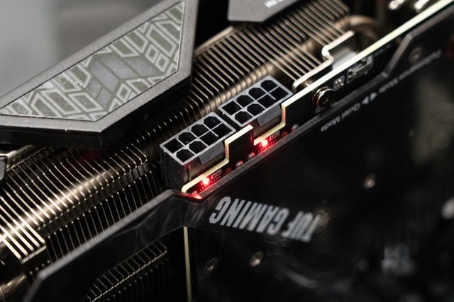 24GB卡皇新登基:华硕TUF RTX3090显卡首发评测