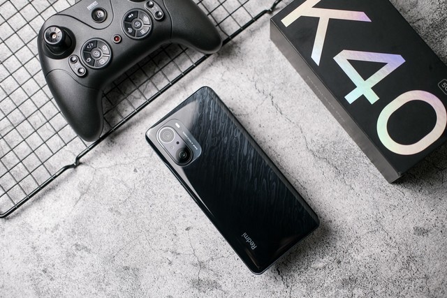 亮黑版redmi k40图赏