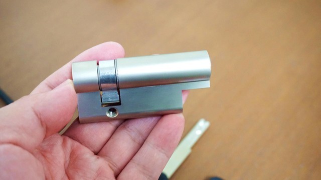 老小区升级智能门锁,出门再也不用慌,智能门锁选购指南