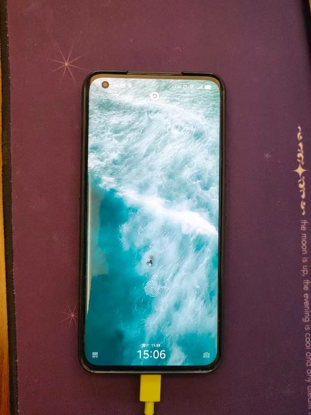 虽然是锤粉,但也打算给坚果 r2一个差评